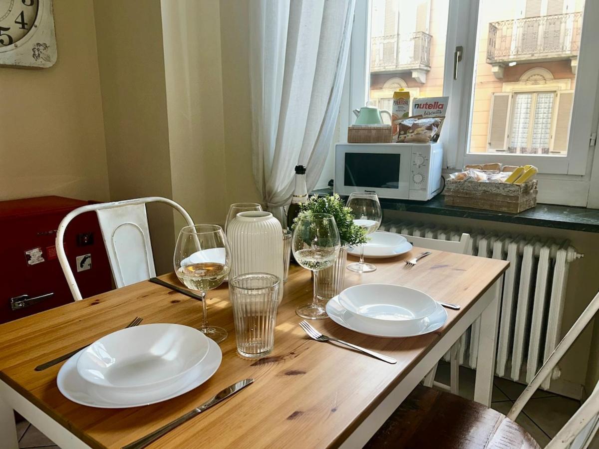 Intero - Porta Susa Appartement Turin
